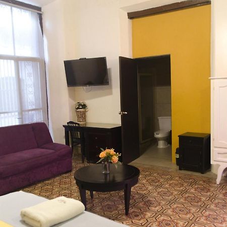 Hotel Real San Juan Suites Мерида Екстериор снимка