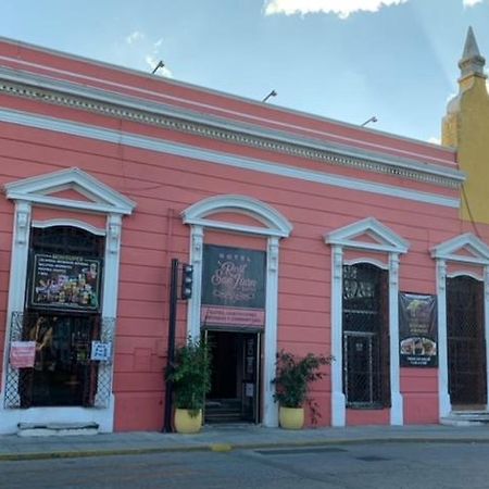 Hotel Real San Juan Suites Мерида Екстериор снимка